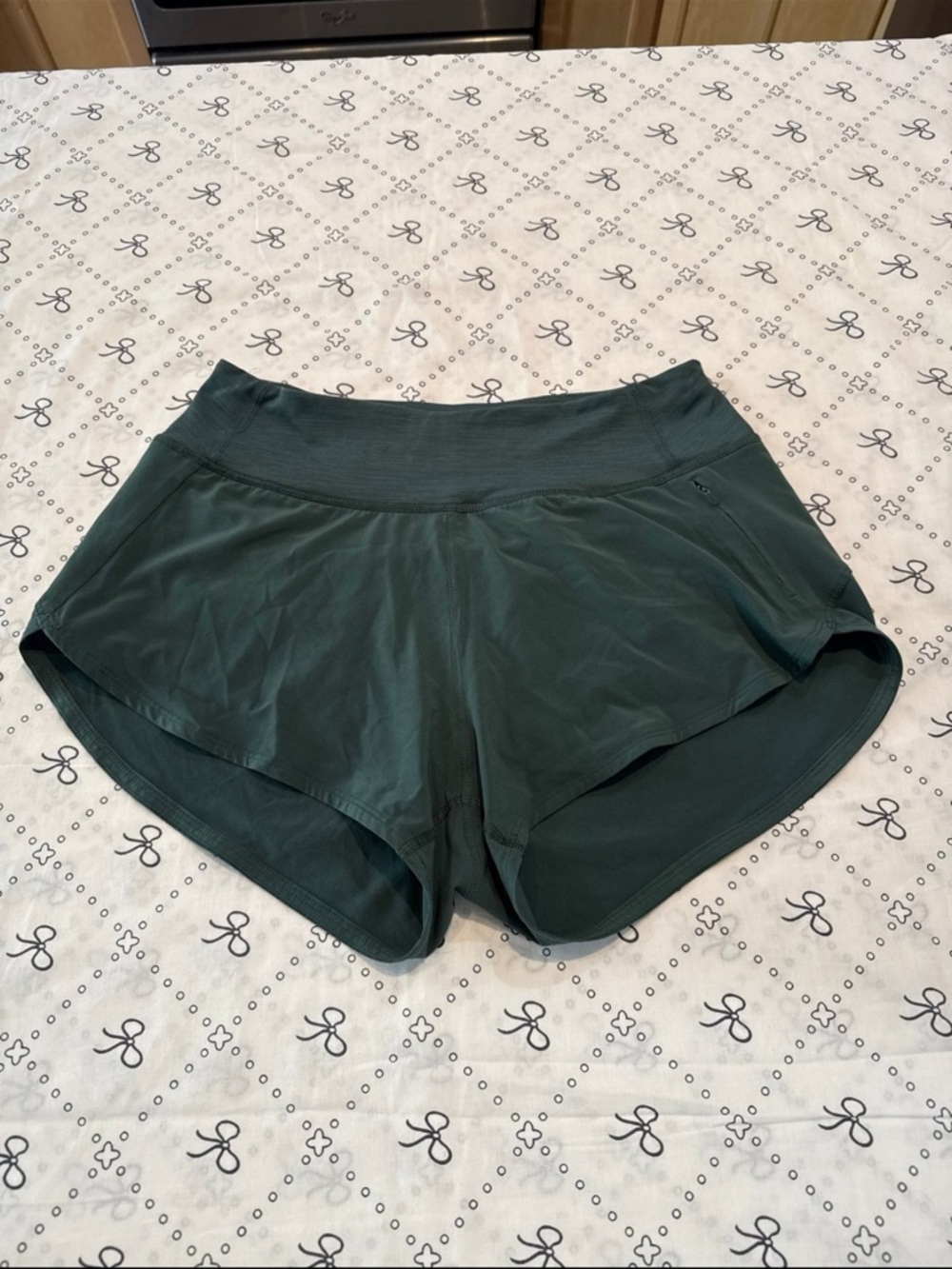 Outdoor Voices Forest Green athletic lined running shorts size medium